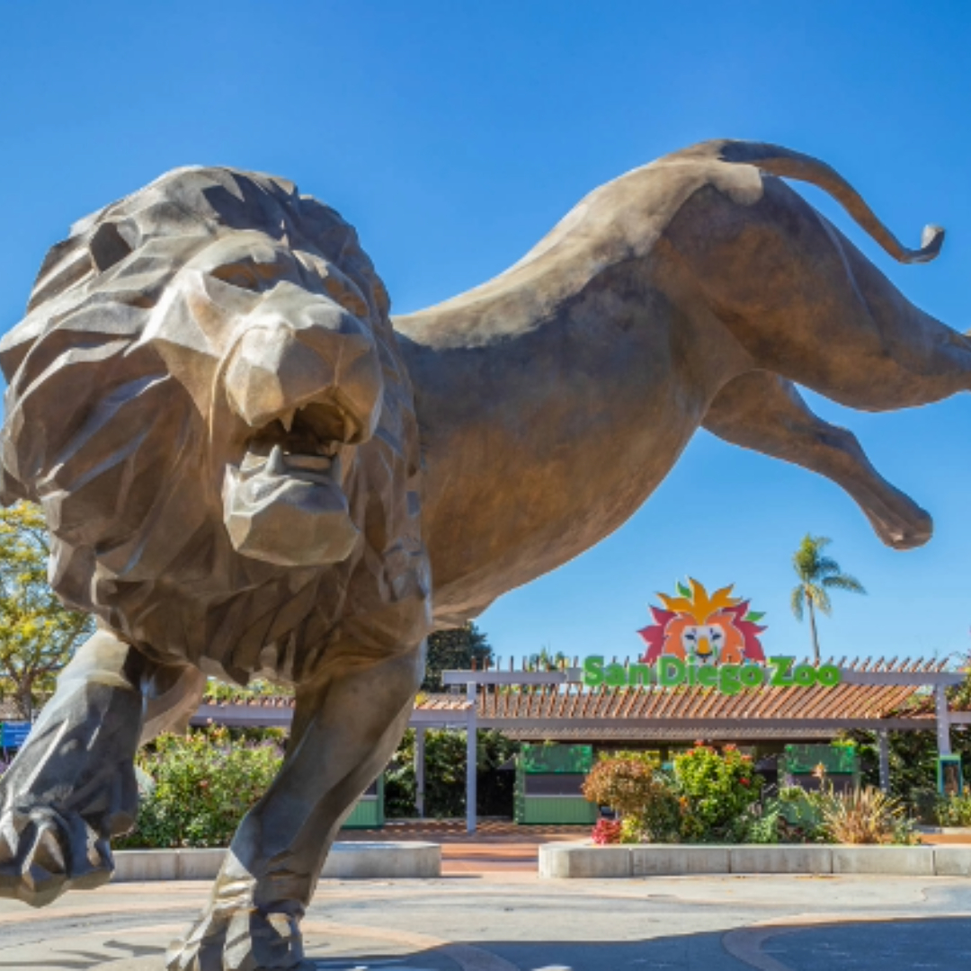 San Diego Zoo entrance lion statue